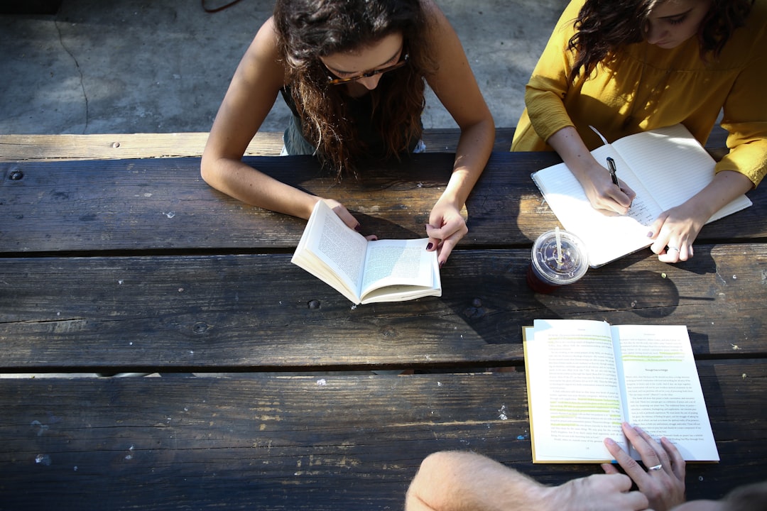 Plateformes de formation en ligne pour étudiants.