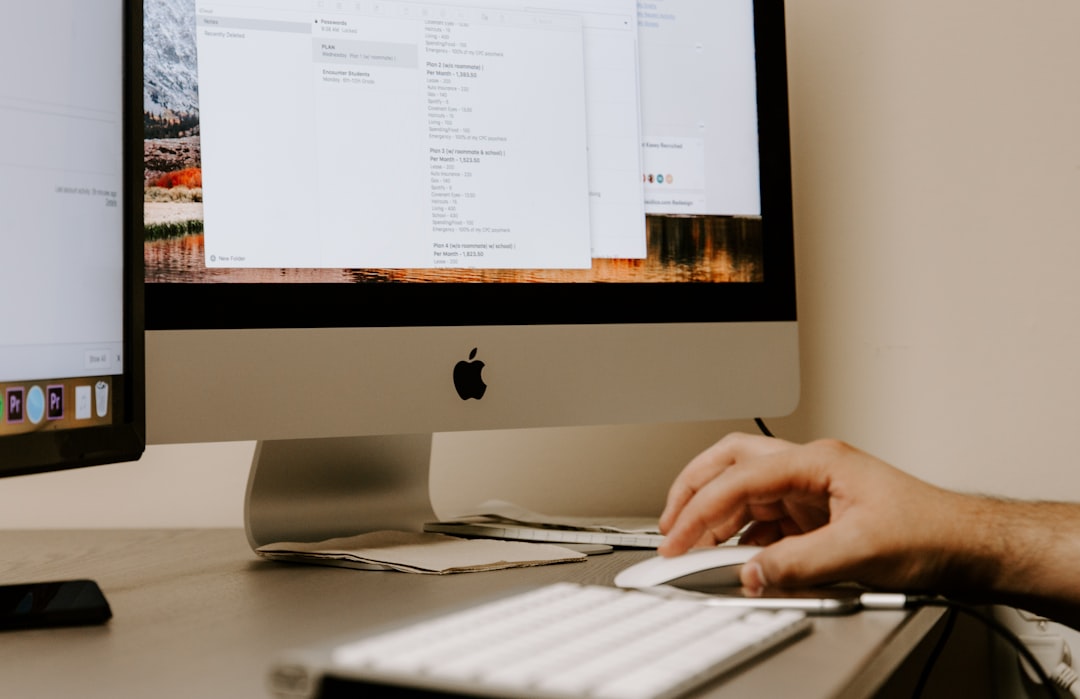Stratégies guest blogging pour visibilité en ligne.