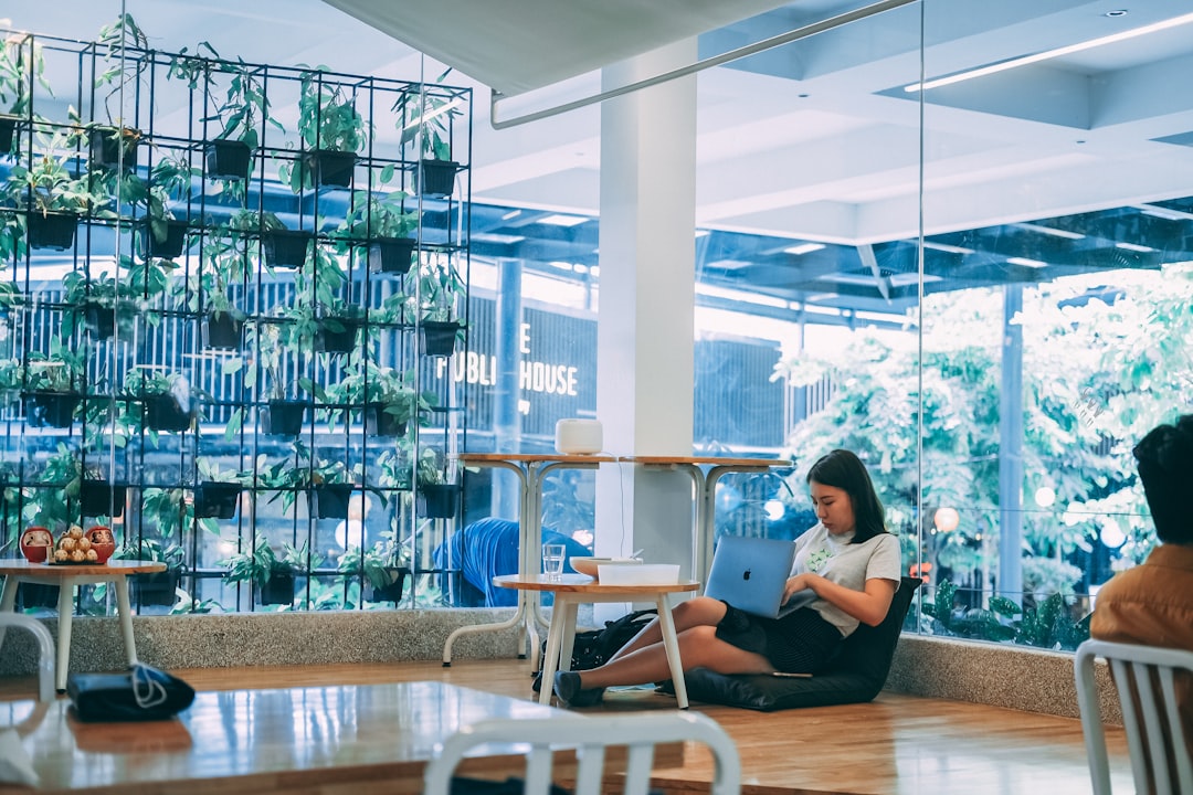 Stratégies digitales et formation continue 2023.